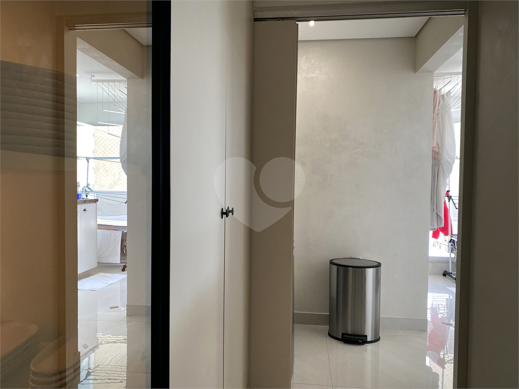 APARTAMENTO em SANTANA