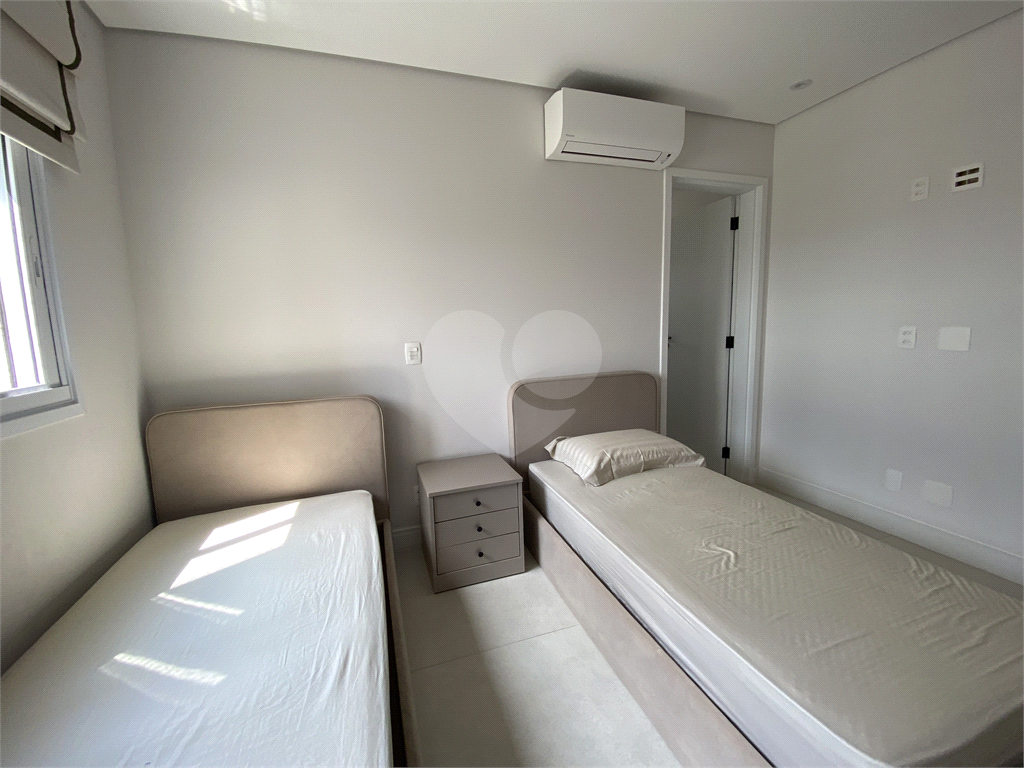 APARTAMENTO em SANTANA