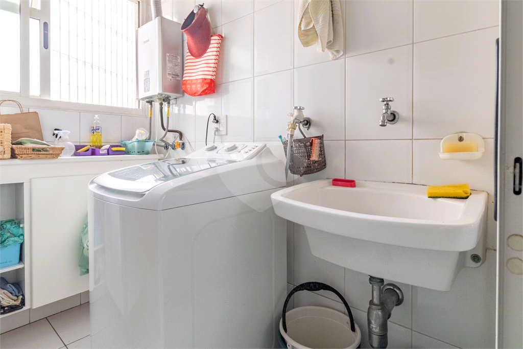 Apartamento -  Bela Vista - 2 Dormitórios - 74 m²