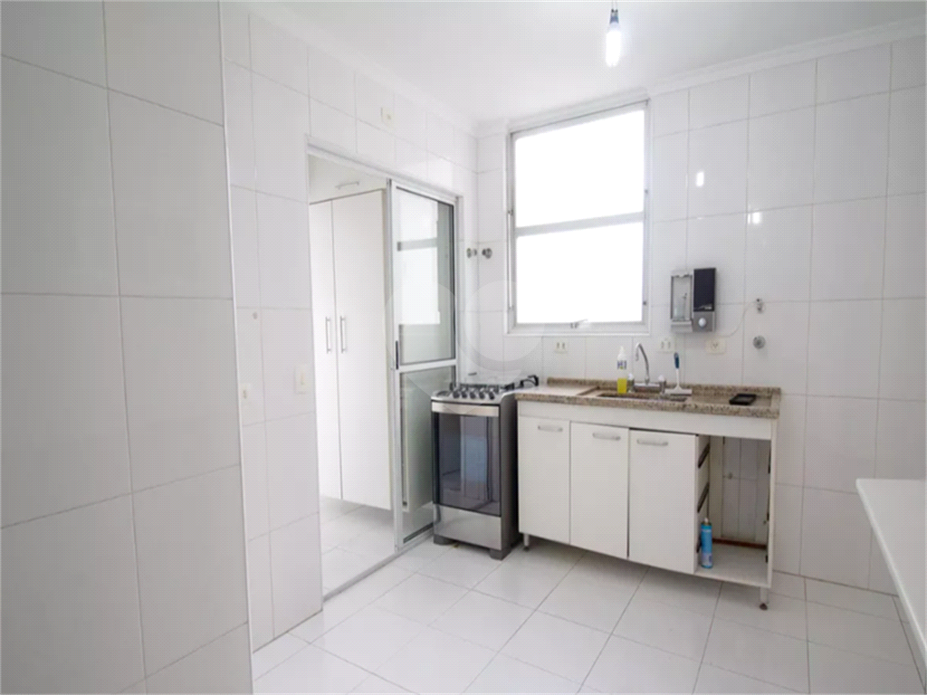 APTO 3 QUARTOS + 1 SUITE + 1 VAGA - PINHEIROS - JARDIM DAS ANTILHAS