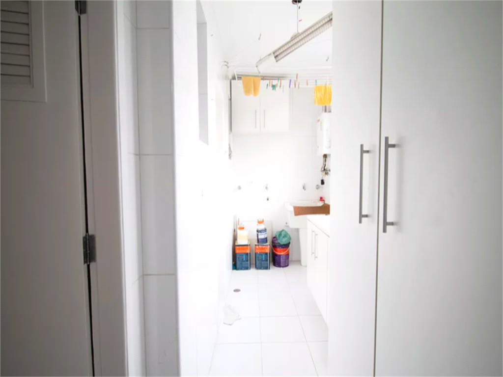 APTO 3 QUARTOS + 1 SUITE + 1 VAGA - PINHEIROS - JARDIM DAS ANTILHAS