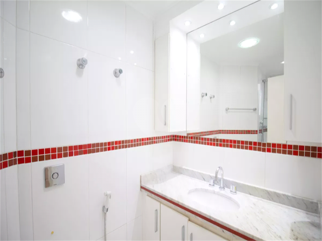 APTO 3 QUARTOS + 1 SUITE + 1 VAGA - PINHEIROS - JARDIM DAS ANTILHAS