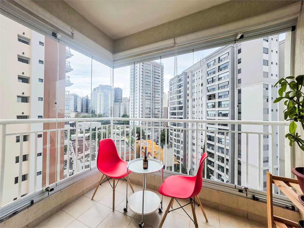 Apartamento - Vila Mariana - 2 Quartos - 1 Suíte - 1 Vaga - Venda / Compra - Próximo ao Metrô