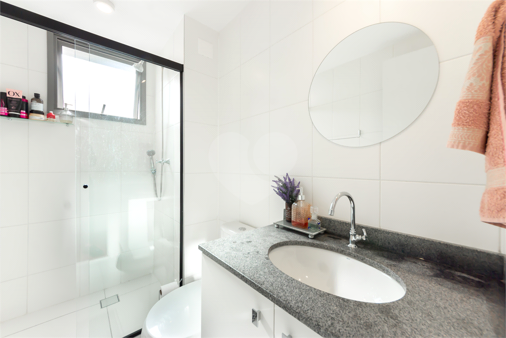 Apartamento - São Judas - 2 Quartos / Dormitórios - 1 Suíte - 1 Vaga - Venda / Compra