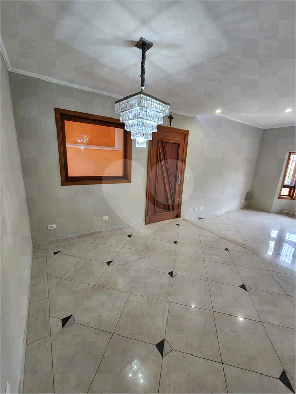 Sobrado venda Lauzane Paulista com 129m2, 3 quartos, sala, cozinha, lavabo, Garagem. 