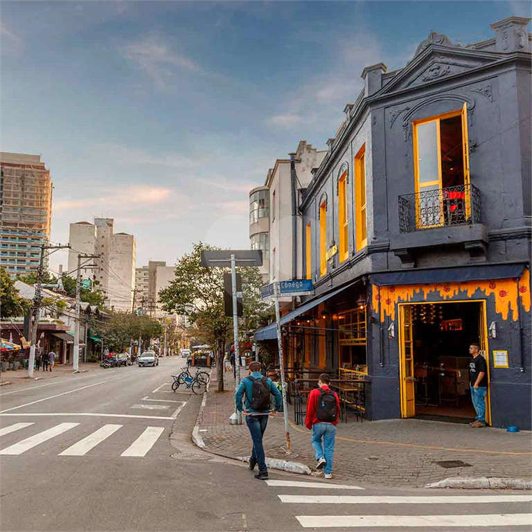 Apartamento a venda em Pinheiros 