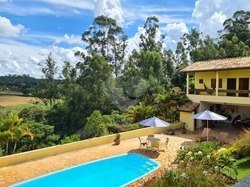 7 suítes | Piscina | 12 vagas | Infraestrutura completa | Aceita permuta | ITU - SP