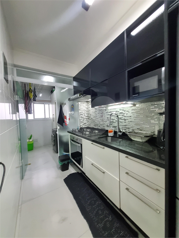 LOCAÇÃO: Apartamento 100m² - Chácara Cantareira com Vista Livre e Decoração Ímpar - 2 vagas