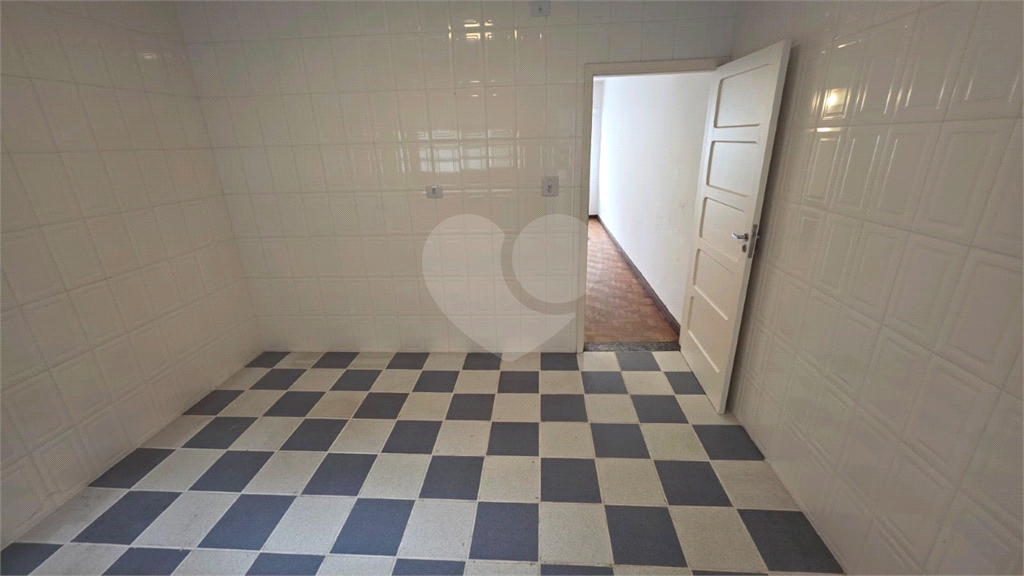 Sobrado para Locação – Jardim São Paulo | 2 Dormitórios, 2 Vagas e Quintal Amplo