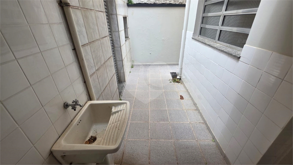 Sobrado para Locação – Jardim São Paulo | 2 Dormitórios, 2 Vagas e Quintal Amplo