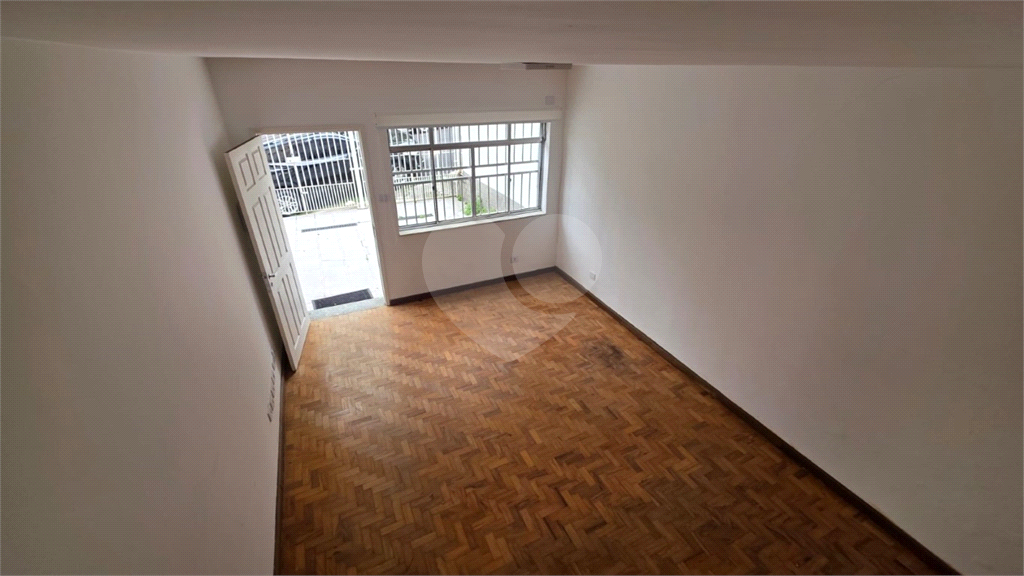 Sobrado para Locação – Jardim São Paulo | 2 Dormitórios, 2 Vagas e Quintal Amplo