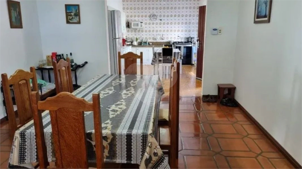 Chácara à Venda | 2.980 m² | 4 dormitórios, 2 suítes | piscina | 8 vagas em Serra Negra/SP!