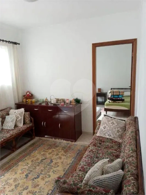 Chácara à Venda | 2.980 m² | 4 dormitórios, 2 suítes | piscina | 8 vagas em Serra Negra/SP!