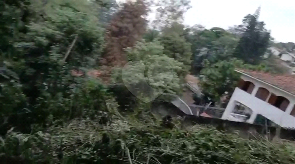 TERRENO em SERRA DA CANTAREIRA