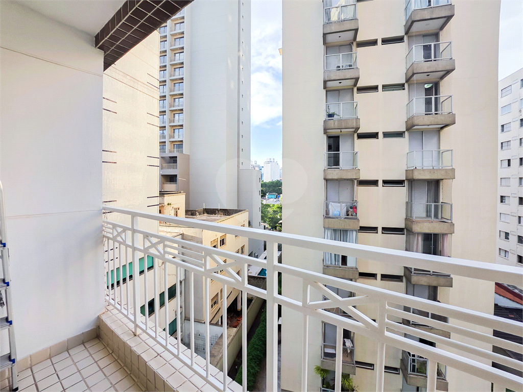 Apartamento - Vila Olímpia - 1 Quarto / Dormitório - 1 Vaga - Venda / Compra