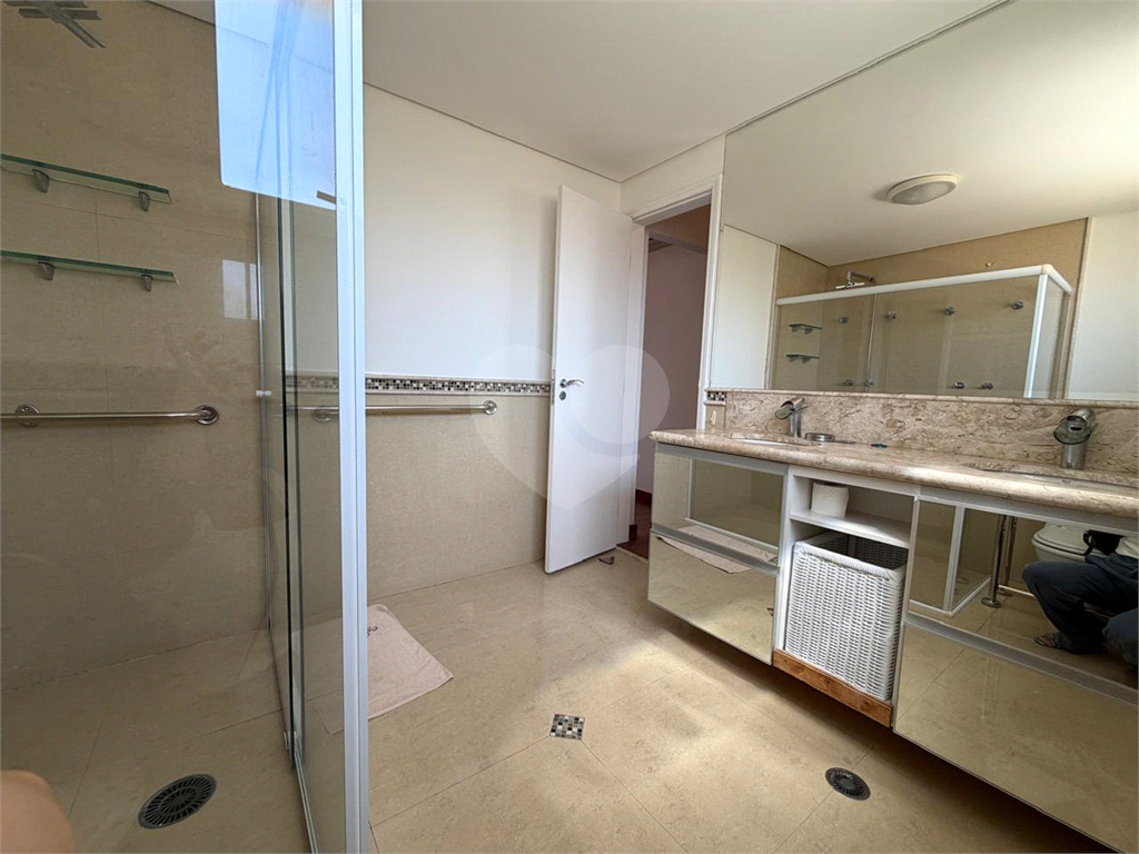 EXCELENTE APARTAMENTO À VENDA – 160 m² - BAIRRO STA TEREZINHA – SANTANA - SP -  Varanda gourmet, 3 suítes e 3 vagas fixas escrituradas..