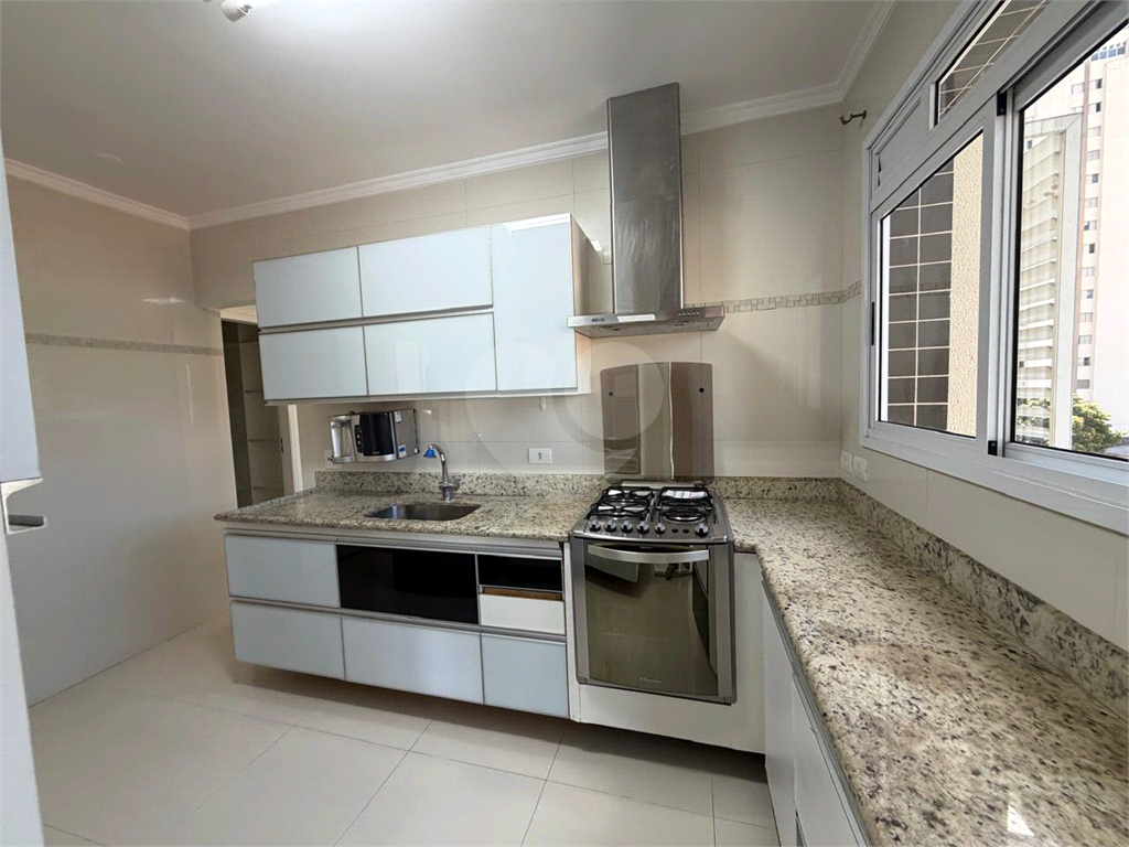 EXCELENTE APARTAMENTO À VENDA – 160 m² - BAIRRO STA TEREZINHA – SANTANA - SP -  Varanda gourmet, 3 suítes e 3 vagas fixas escrituradas..