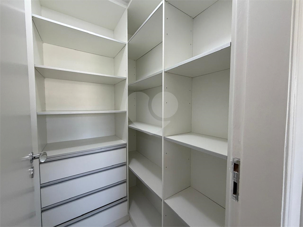 EXCELENTE APARTAMENTO À VENDA – 160 m² - BAIRRO STA TEREZINHA – SANTANA - SP -  Varanda gourmet, 3 suítes e 3 vagas fixas escrituradas..