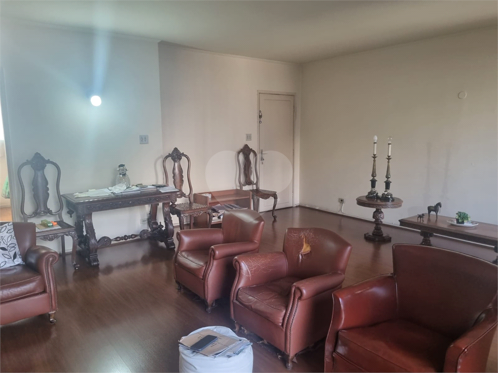 APARTAMENTO em BELA VISTA