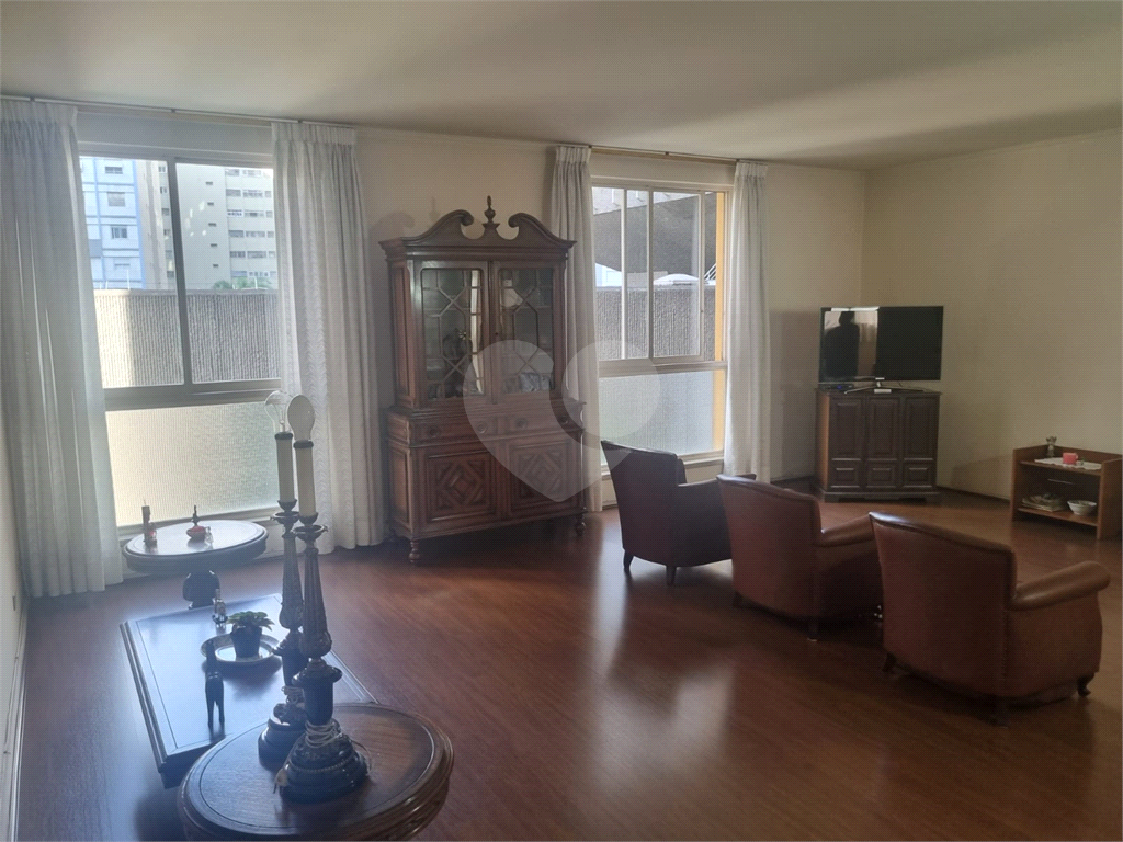 APARTAMENTO em BELA VISTA