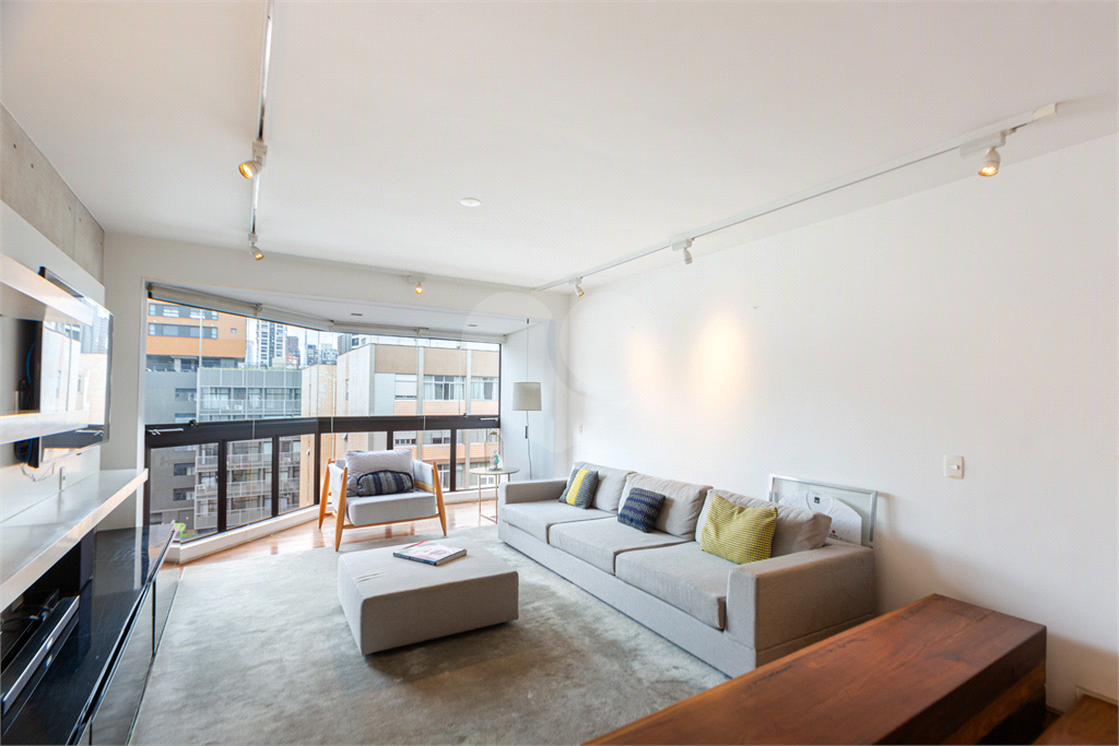 APARTAMENTO À VENDA COM 3 DORMITÓRIOS - 2 VAGAS - 138M2 EM PINHEIROS