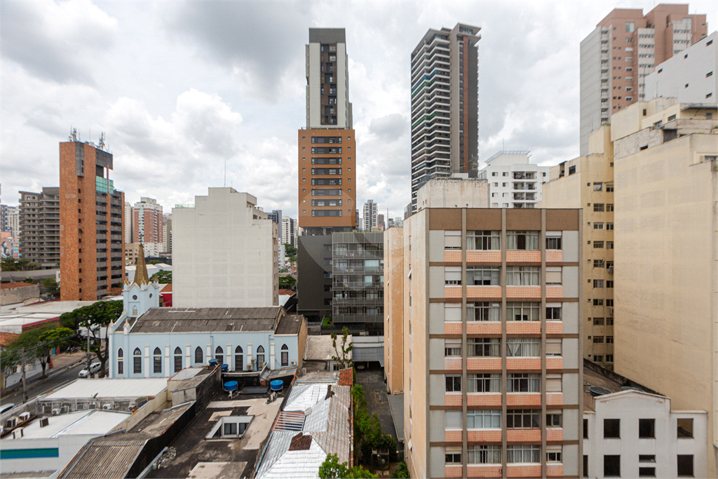 APARTAMENTO À VENDA COM 3 DORMITÓRIOS - 2 VAGAS - 138M2 EM PINHEIROS