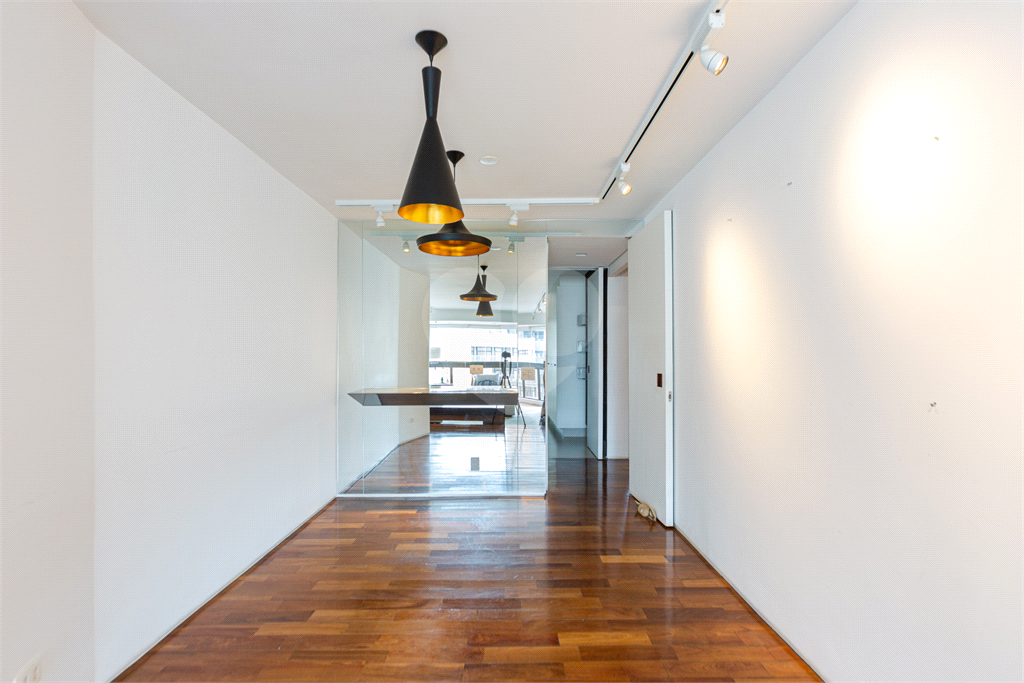 APARTAMENTO À VENDA COM 3 DORMITÓRIOS - 2 VAGAS - 138M2 EM PINHEIROS