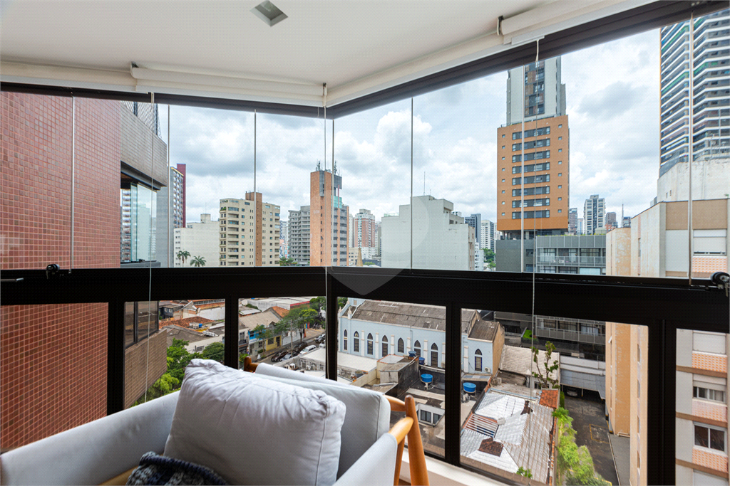 APARTAMENTO À VENDA COM 3 DORMITÓRIOS - 2 VAGAS - 138M2 EM PINHEIROS