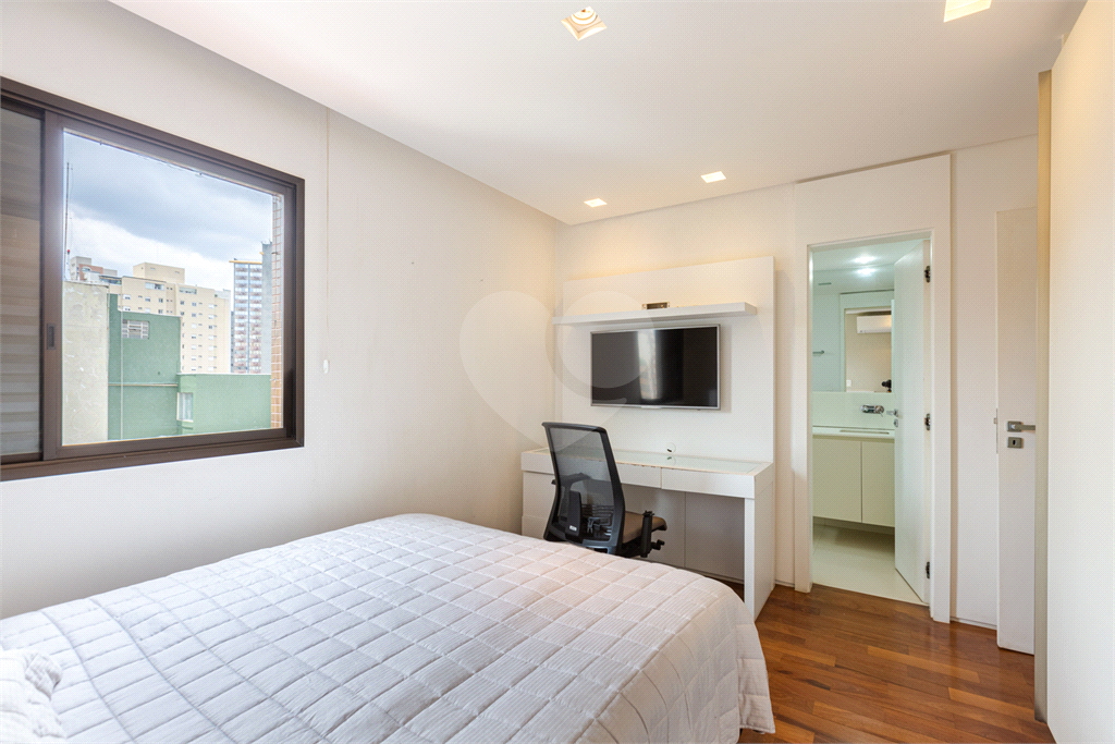 APARTAMENTO À VENDA COM 3 DORMITÓRIOS - 2 VAGAS - 138M2 EM PINHEIROS