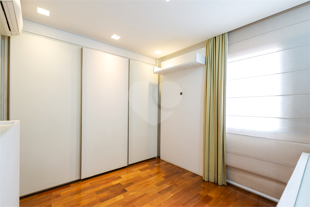 APARTAMENTO À VENDA COM 3 DORMITÓRIOS - 2 VAGAS - 138M2 EM PINHEIROS