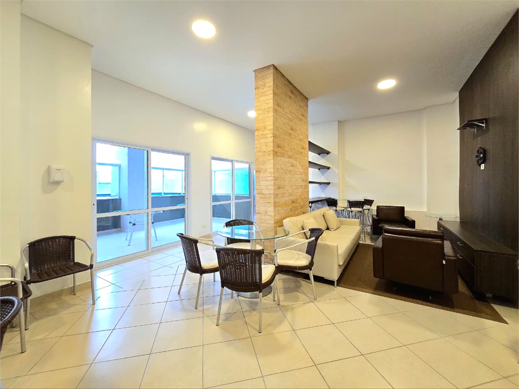 Apartamento alto padrão no Guarujá - Astúrias - 3 suítes 150m² 
