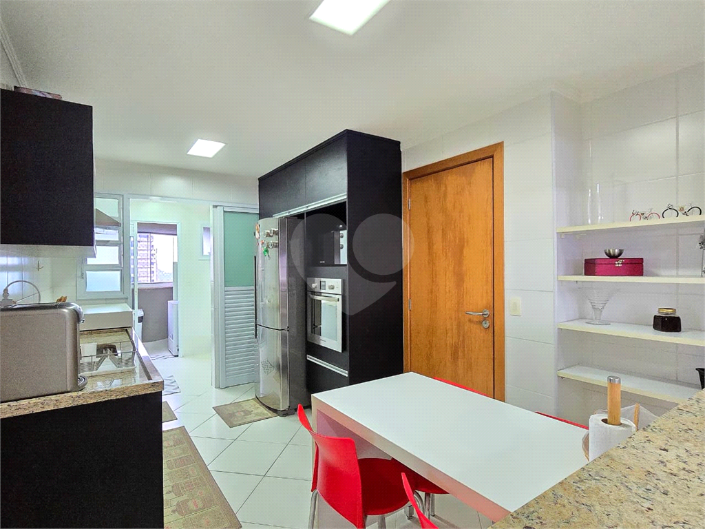 Apartamento alto padrão no Guarujá - Astúrias - 3 suítes 150m² 