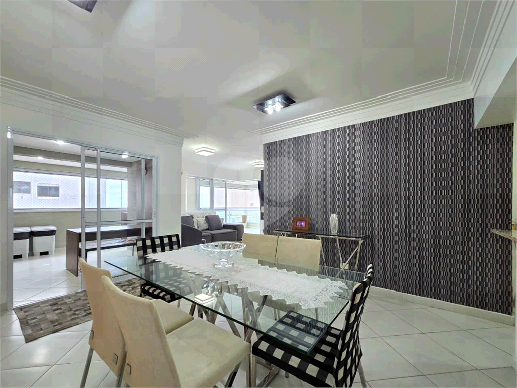 Apartamento alto padrão no Guarujá - Astúrias - 3 suítes 150m² 