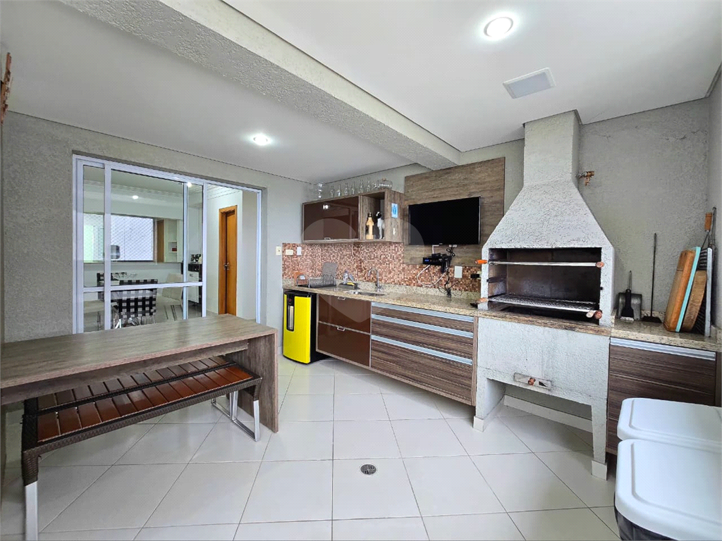 Apartamento alto padrão no Guarujá - Astúrias - 3 suítes 150m² 