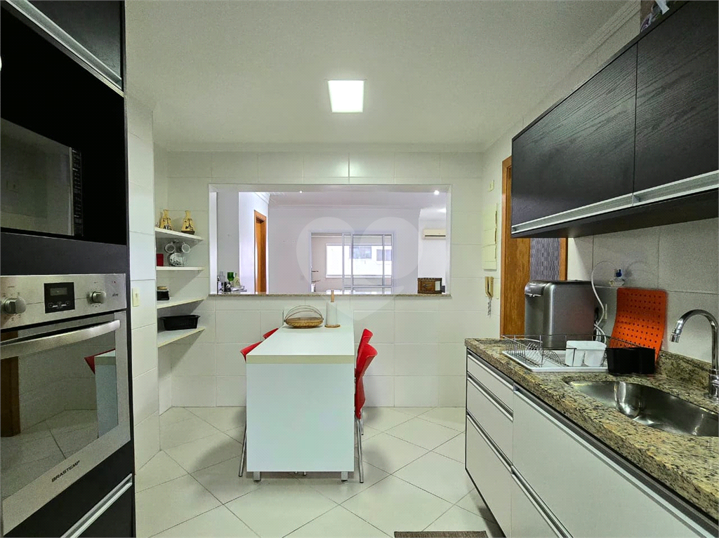 Apartamento alto padrão no Guarujá - Astúrias - 3 suítes 150m² 