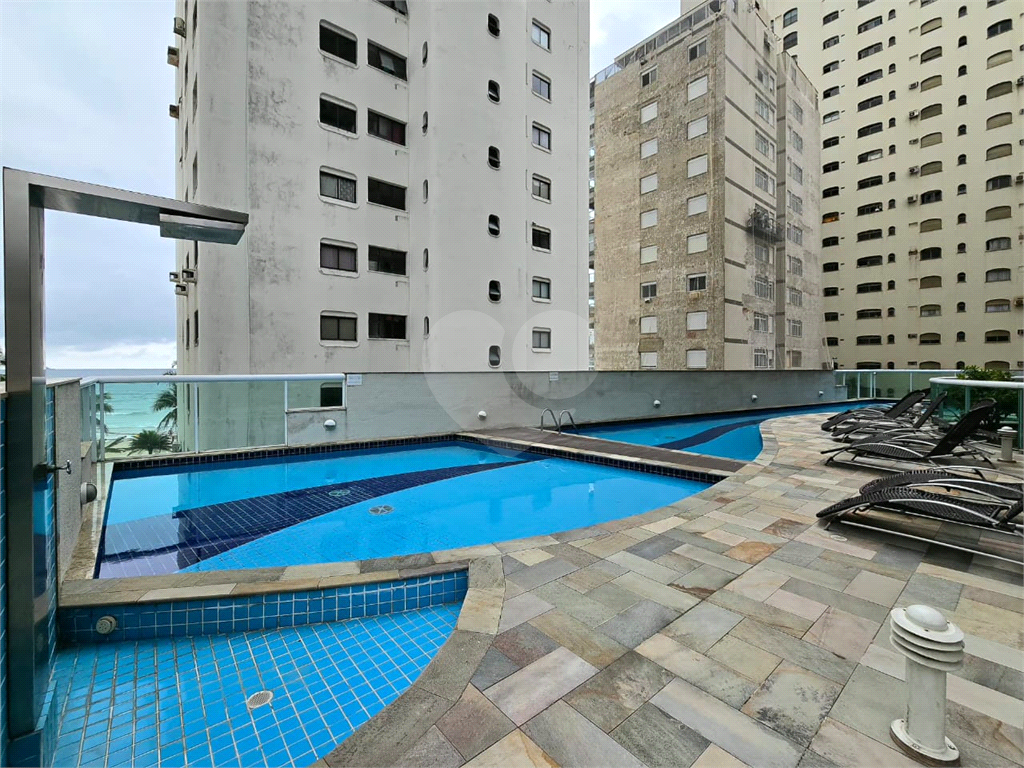 Apartamento alto padrão no Guarujá - Astúrias - 3 suítes 150m² 