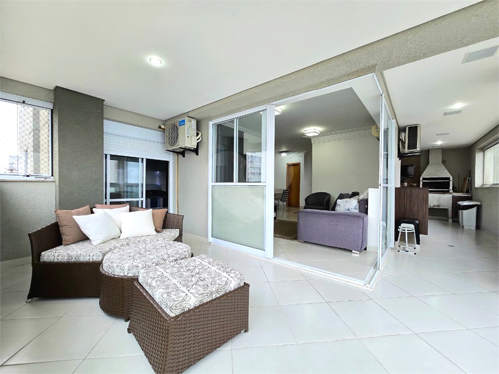 Apartamento alto padrão no Guarujá - Astúrias - 3 suítes 150m² 