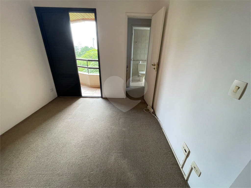 Apartamento Perdizes, 112 m2,  3 dormitórios, 1 suíte, duas vagas para locação! Ótima localização 