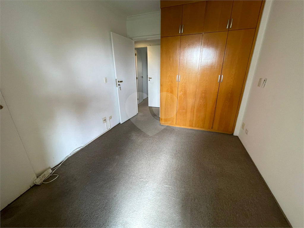 Apartamento Perdizes, 112 m2,  3 dormitórios, 1 suíte, duas vagas para locação! Ótima localização 