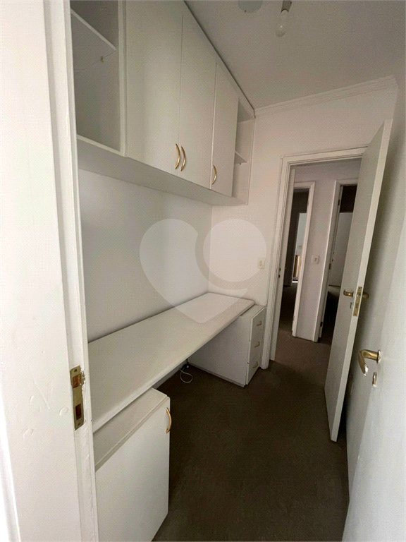 Apartamento Perdizes, 112 m2,  3 dormitórios, 1 suíte, duas vagas para locação! Ótima localização 