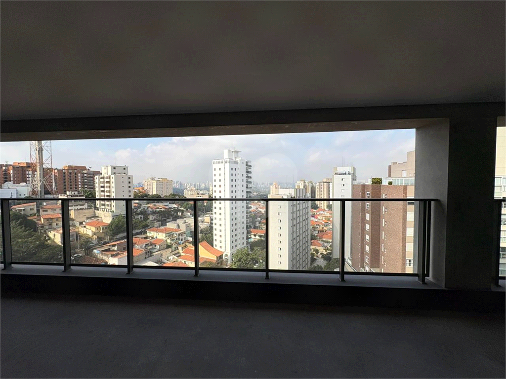 Apartamento a venda no bairro Alto da lapa. 3 suites novo, nunca habitado.