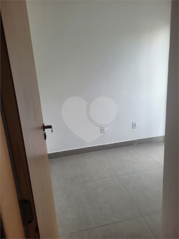 APARTAMENTO 2 QUARTOS NA PARADA INGLESA