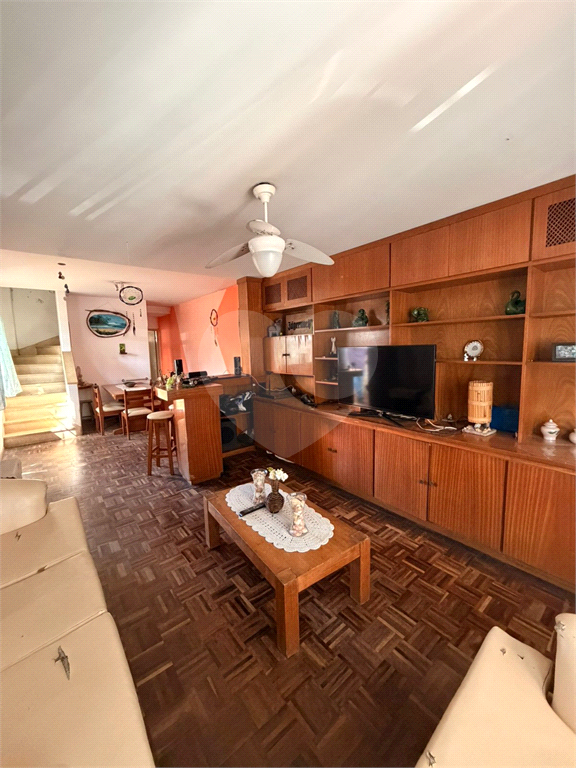 Sobrado no Jaguaré - 3 dormitórios 1 suíte e 2 vagas 