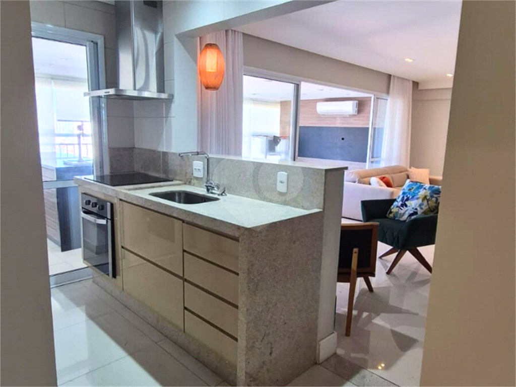 APARTAMENTO em SANTANA