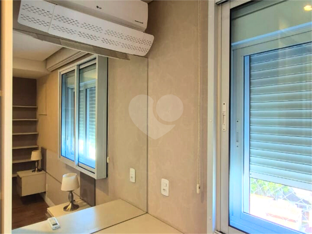 APARTAMENTO em SANTANA