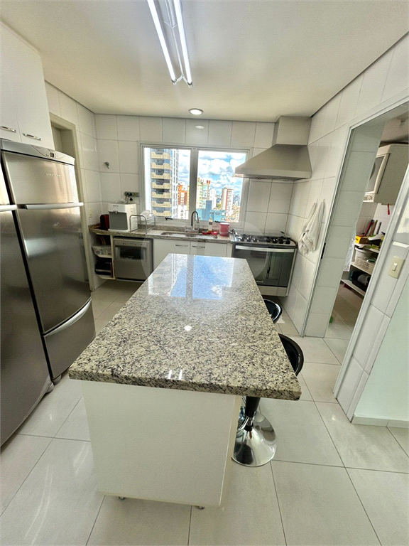 Apartamento Alto de Santana - 4 suítes e 4 vagas 