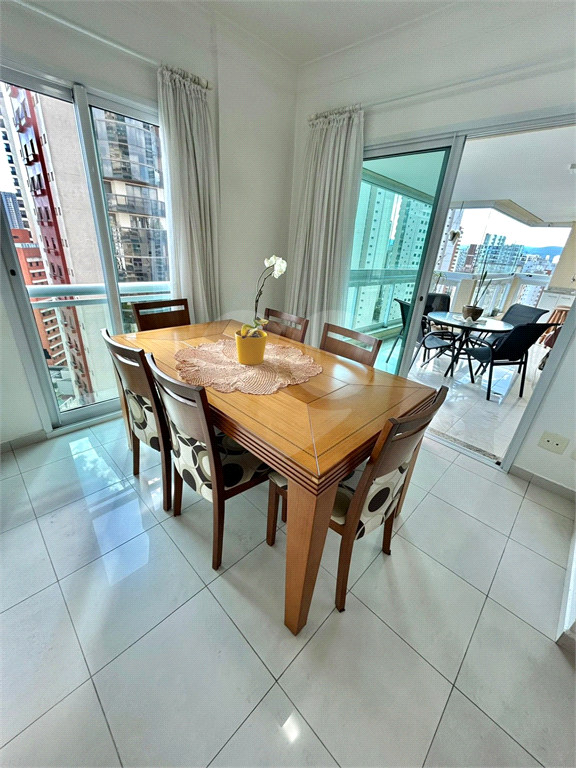 Apartamento Alto de Santana - 4 suítes e 4 vagas 