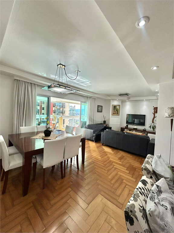 Apartamento Alto de Santana - 4 suítes e 4 vagas 