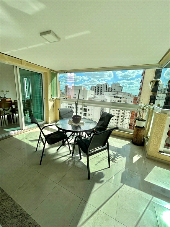 Apartamento Alto de Santana - 4 suítes e 4 vagas 
