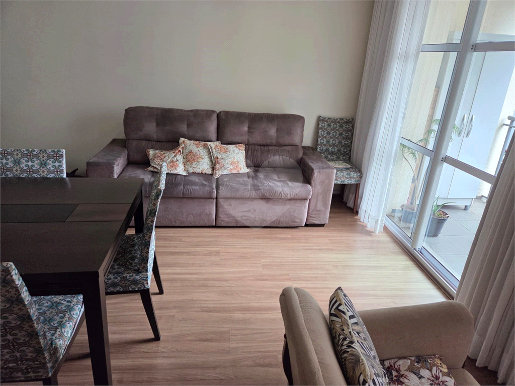 Apartamento à Venda | 70 m² | 2 Dormitórios + Dependência Reversível | 1 Suíte | 1 Vaga | Lazer